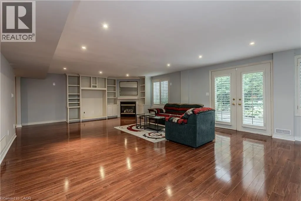54 WATERWHEEL Crescent