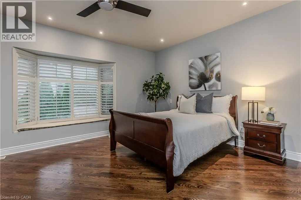 54 WATERWHEEL Crescent