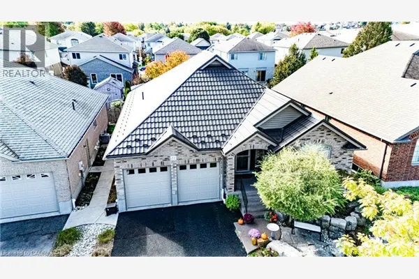 27 CORAL GABLES Crescent