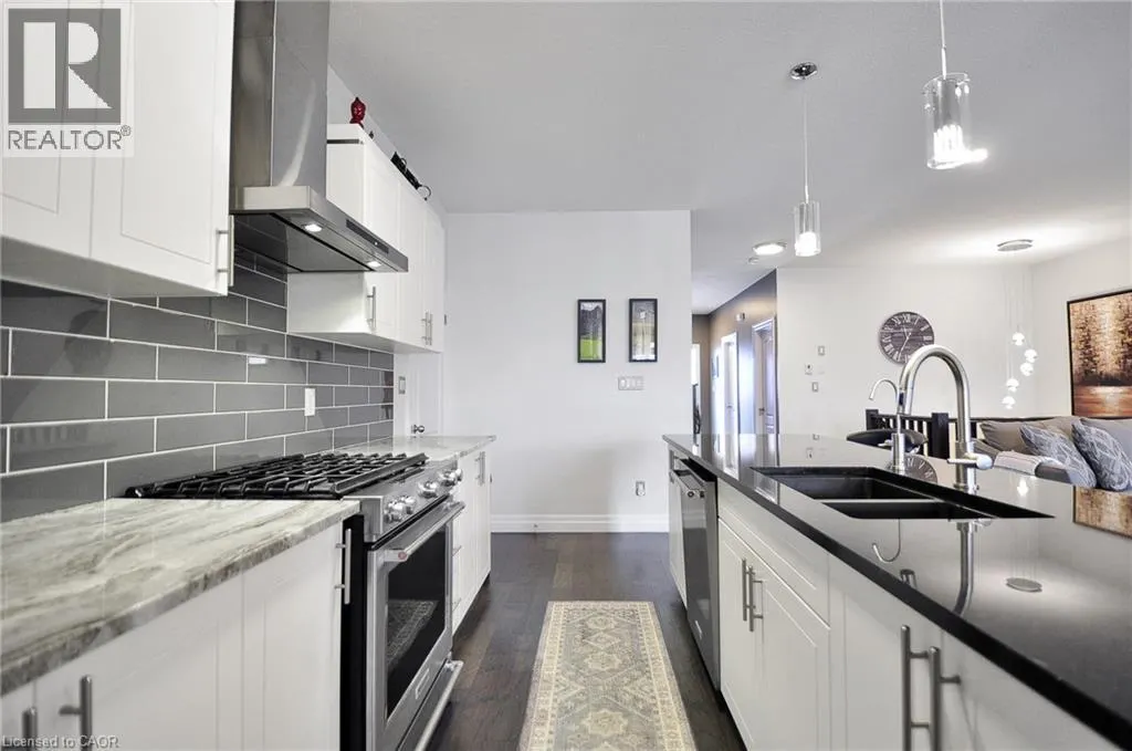 318 FAIRWAY Road