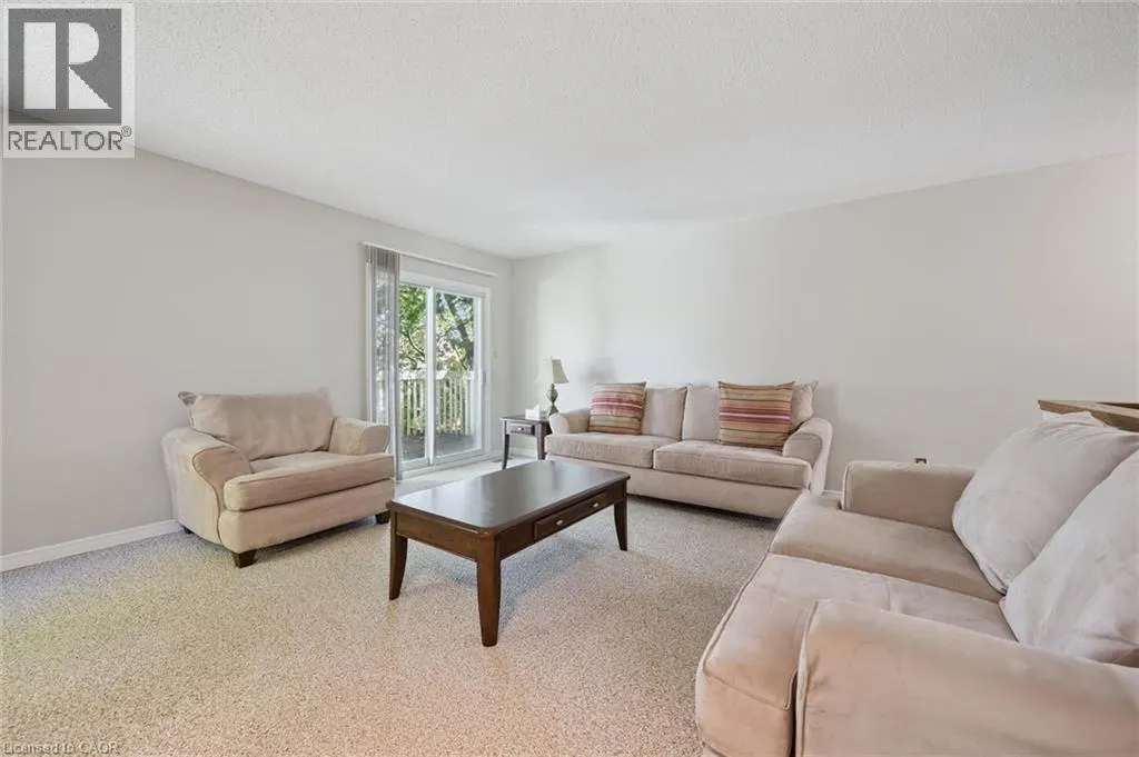 512 THORNDALE Drive