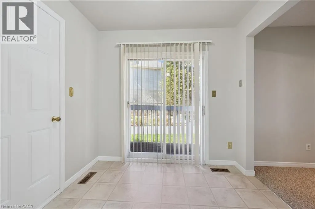 512 THORNDALE Drive