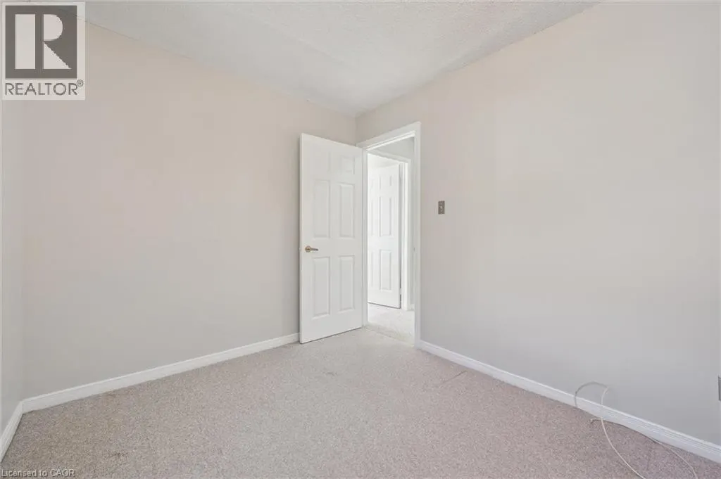 512 THORNDALE Drive