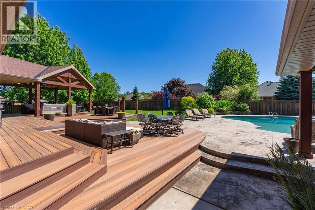 46 SEA BREEZE Drive