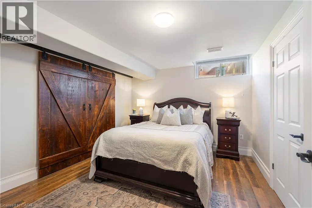 46 SEA BREEZE Drive