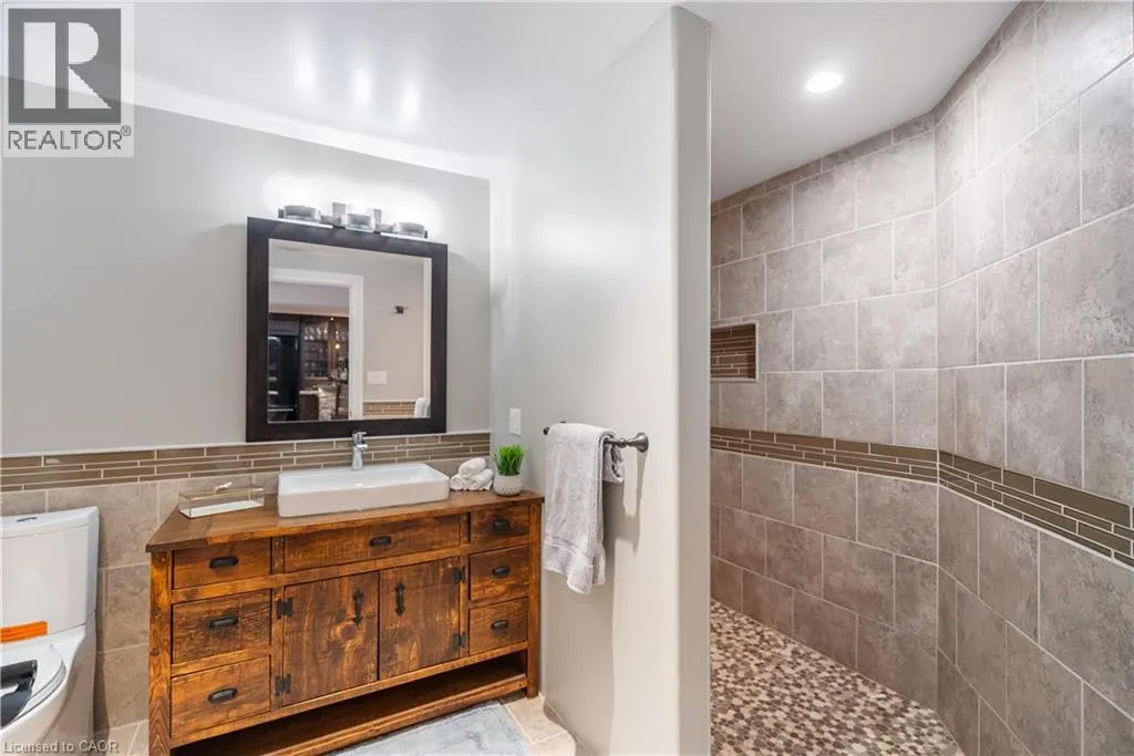46 SEA BREEZE Drive