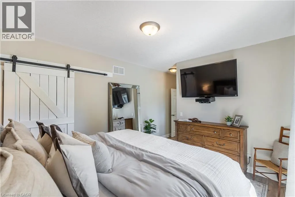 46 SEA BREEZE Drive