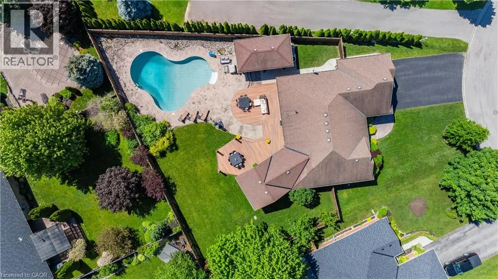 46 SEA BREEZE Drive