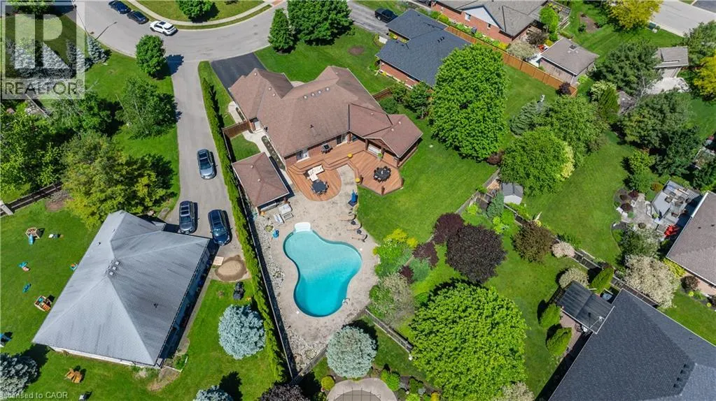 46 SEA BREEZE Drive