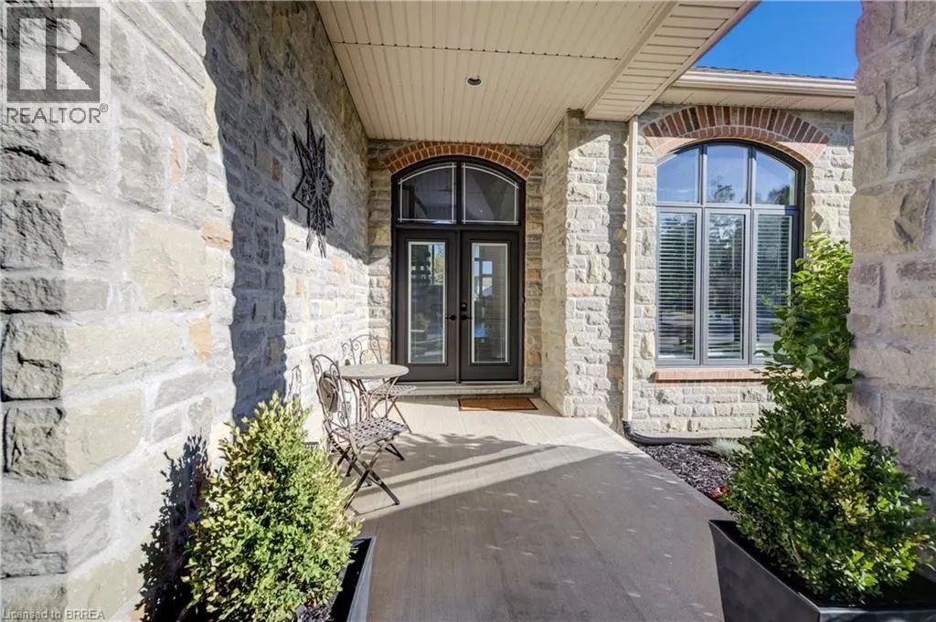 4 LAWREN S HARRIS Drive