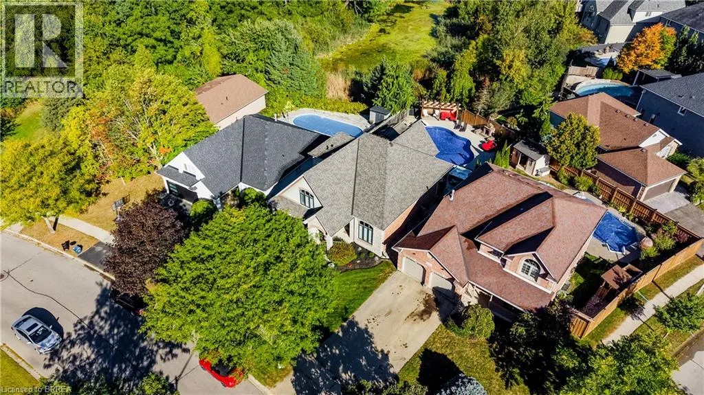 4 LAWREN S HARRIS Drive