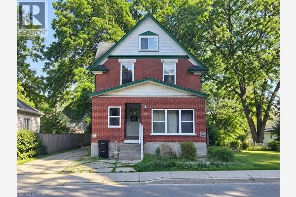 77 CEDAR Street S