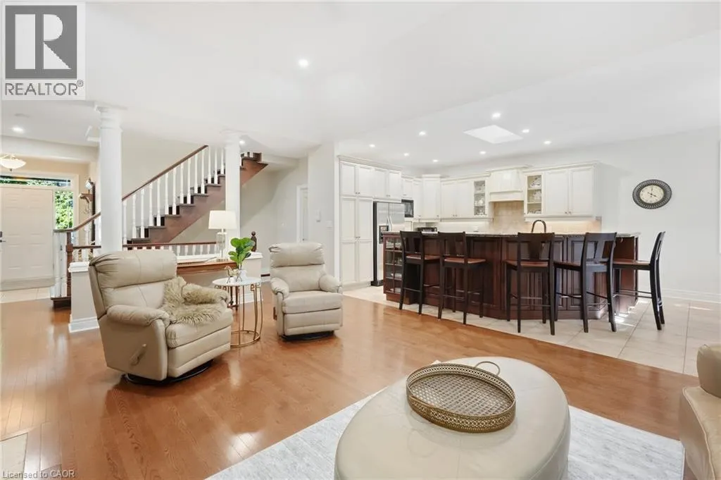 4 SUMMIT Drive