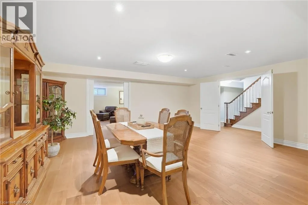 4 SUMMIT Drive