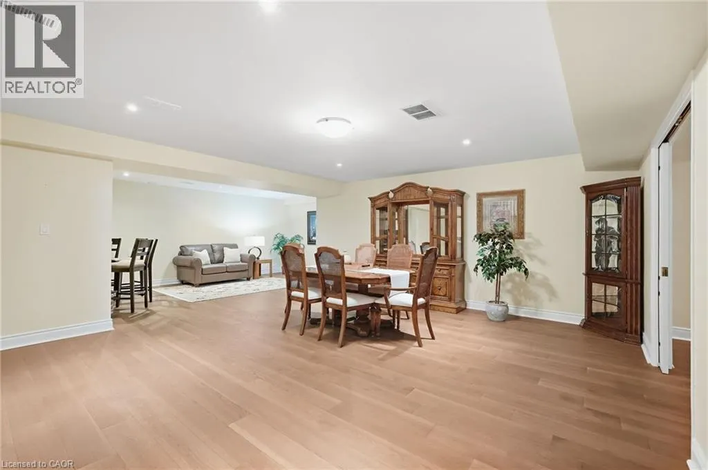 4 SUMMIT Drive