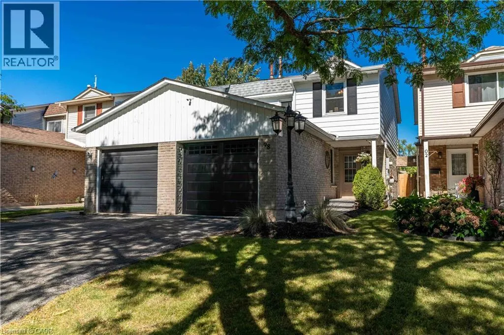 98 MEMORIAL Avenue