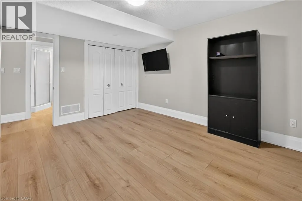 17 CHERRY Avenue