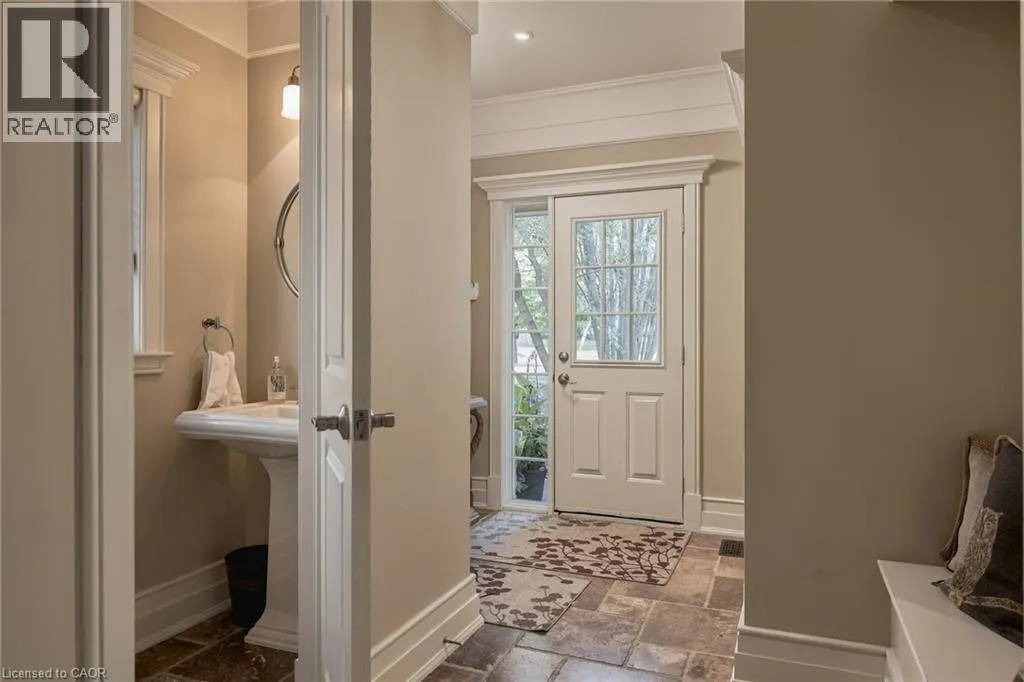 1074 LAVENDER Lane
