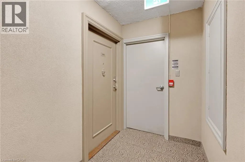 975 WARWICK Court Unit# 310 #310