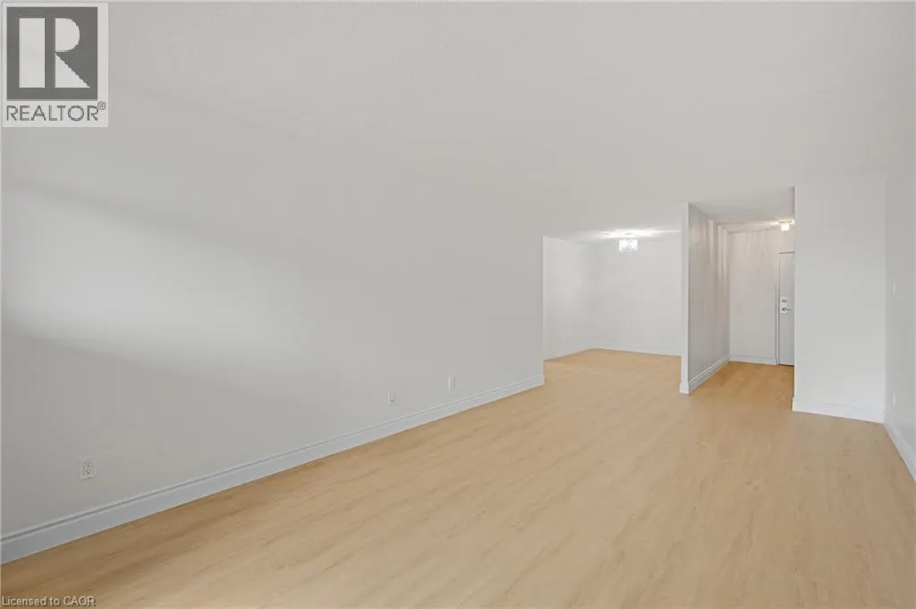 975 WARWICK Court Unit# 310 #310