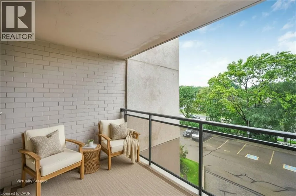 975 WARWICK Court Unit# 310 #310