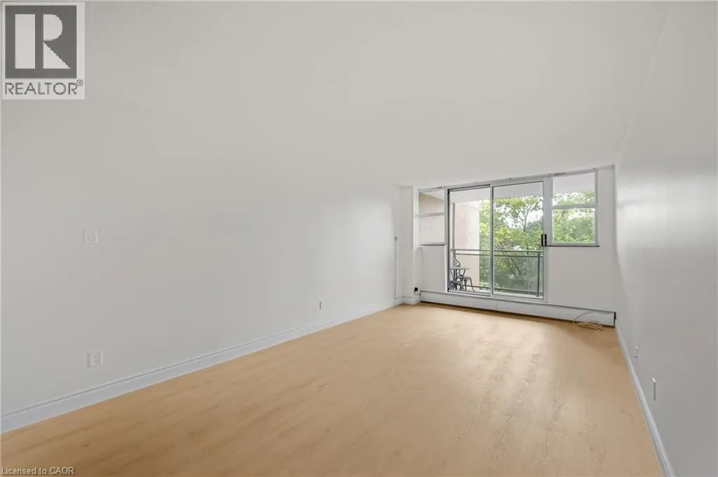 975 WARWICK Court Unit# 310 #310