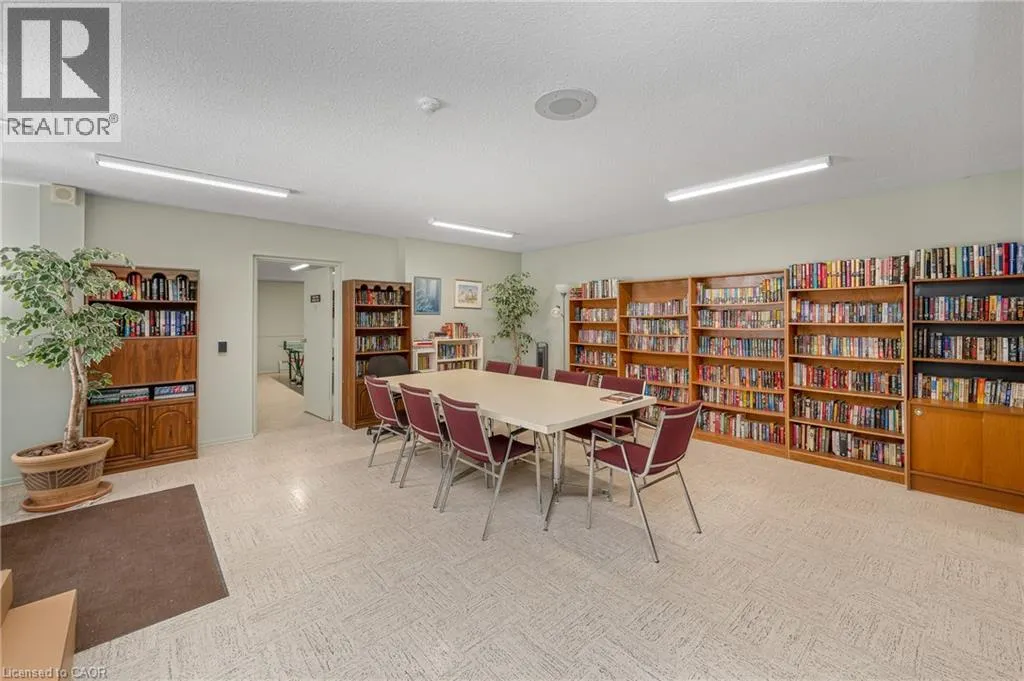 975 WARWICK Court Unit# 310 #310