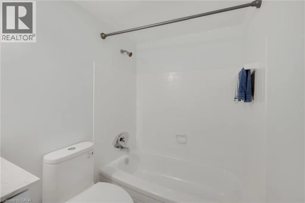 975 WARWICK Court Unit# 310 #310