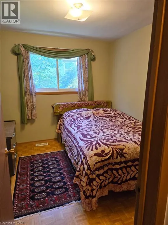 410 LAKEVIEW Drive