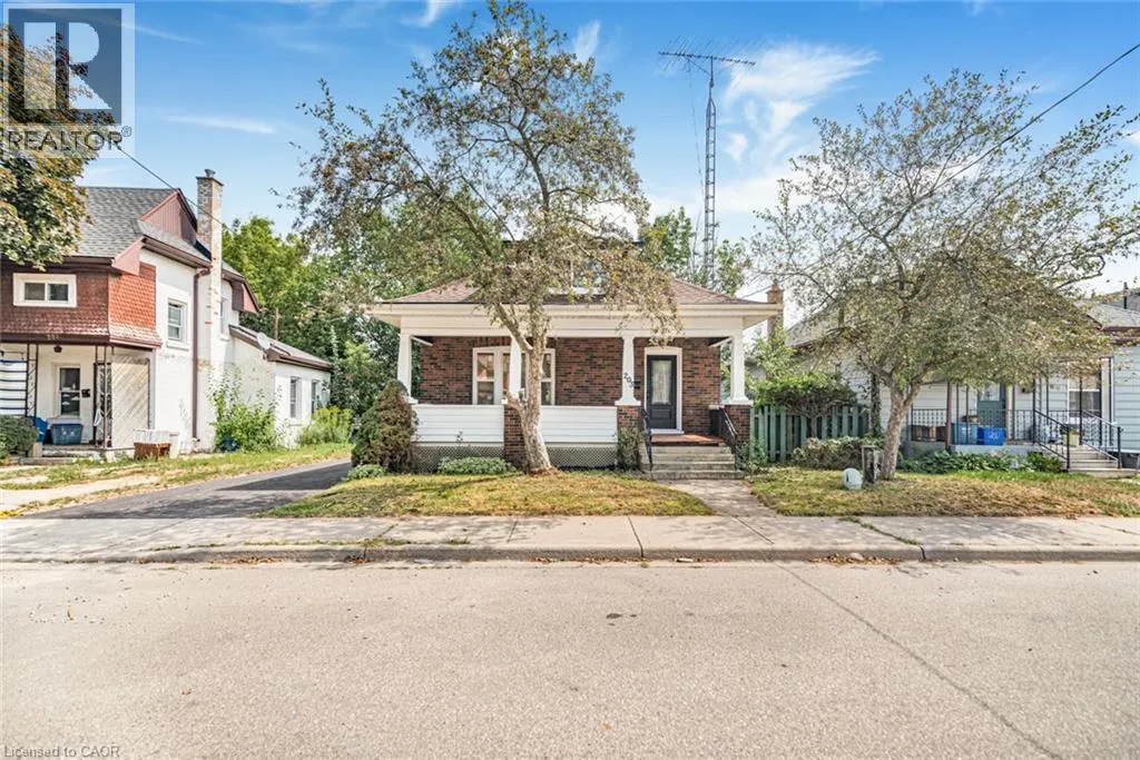 203 BROCK Street