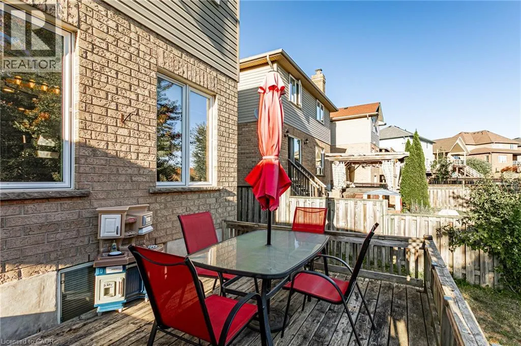 53 APPLEWOOD Street