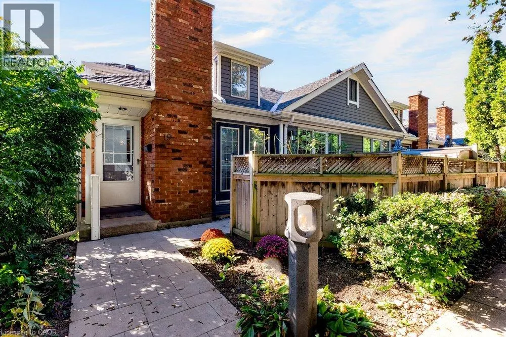 175 FIDDLERS GREEN Drive Unit# 19 #19