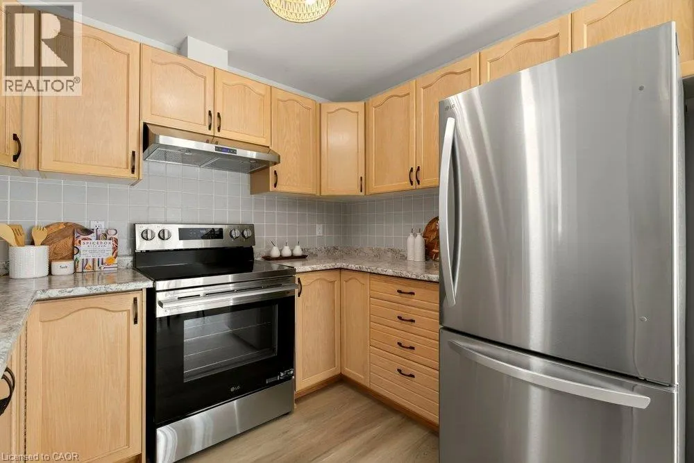 175 FIDDLERS GREEN Drive Unit# 19 #19
