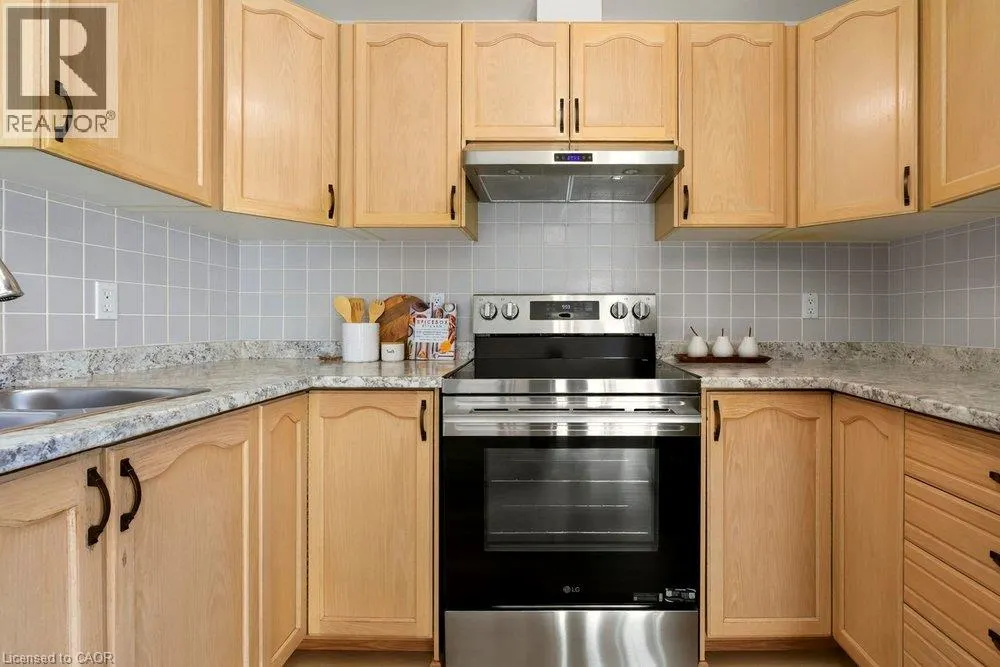 175 FIDDLERS GREEN Drive Unit# 19 #19