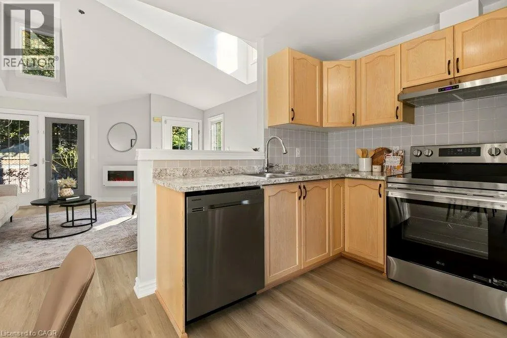 175 FIDDLERS GREEN Drive Unit# 19 #19