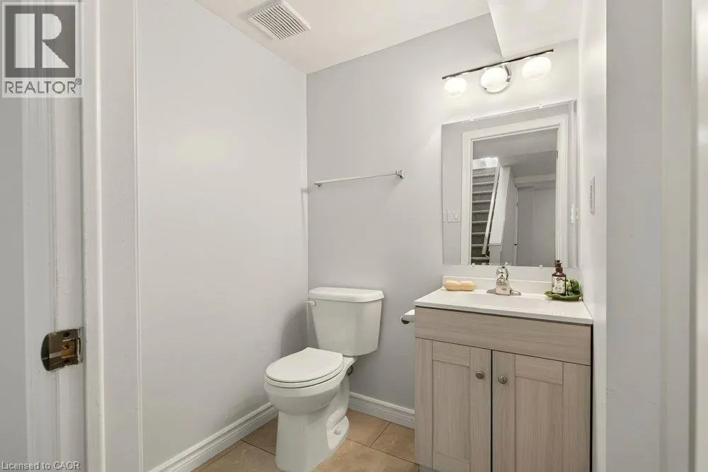 175 FIDDLERS GREEN Drive Unit# 19 #19