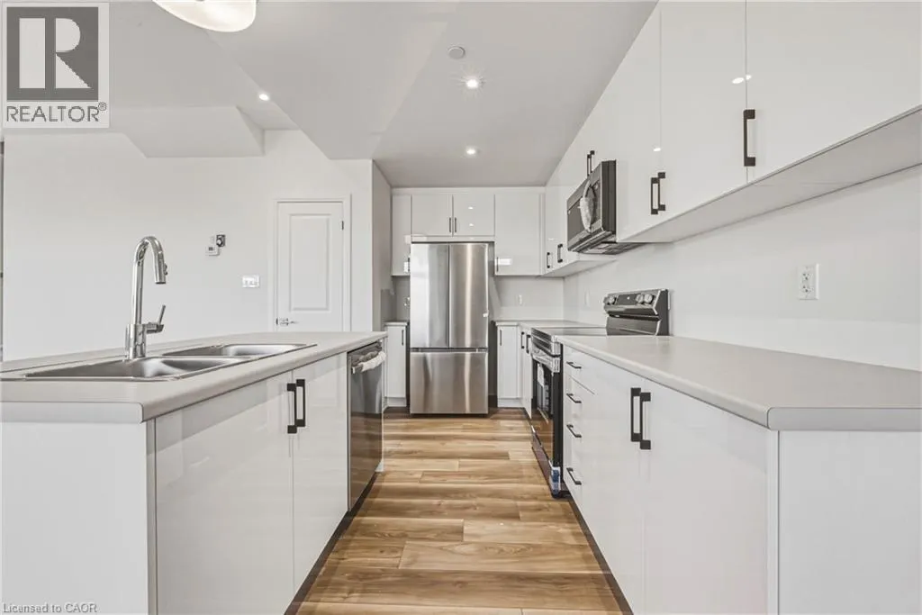 955 NORTH WATERDOWN Drive Unit# 84 #84