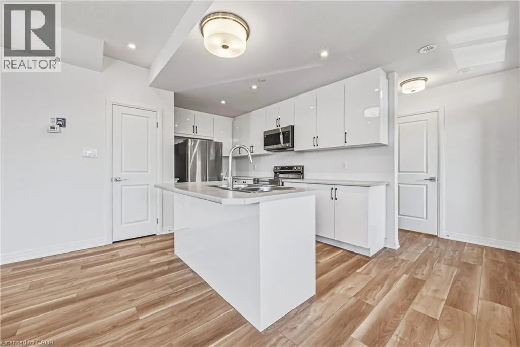 955 NORTH WATERDOWN Drive Unit# 84 #84
