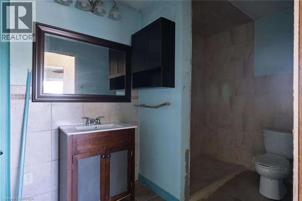1459 LAKESHORE Road