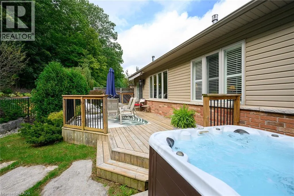 18 HEATHCOTE Court