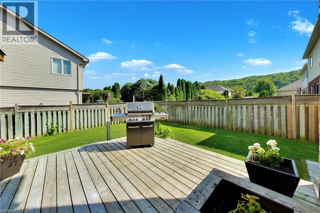 38 UDELL Way