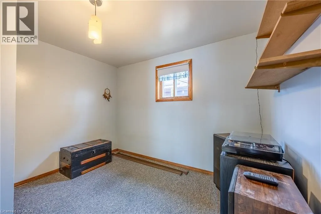 557 ORCHARD Avenue