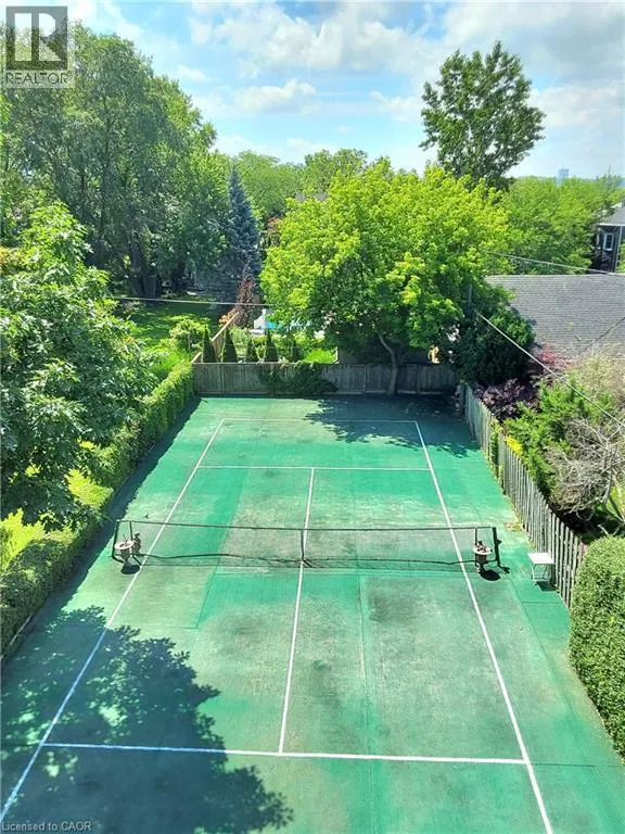 16 FOREST HILL Road