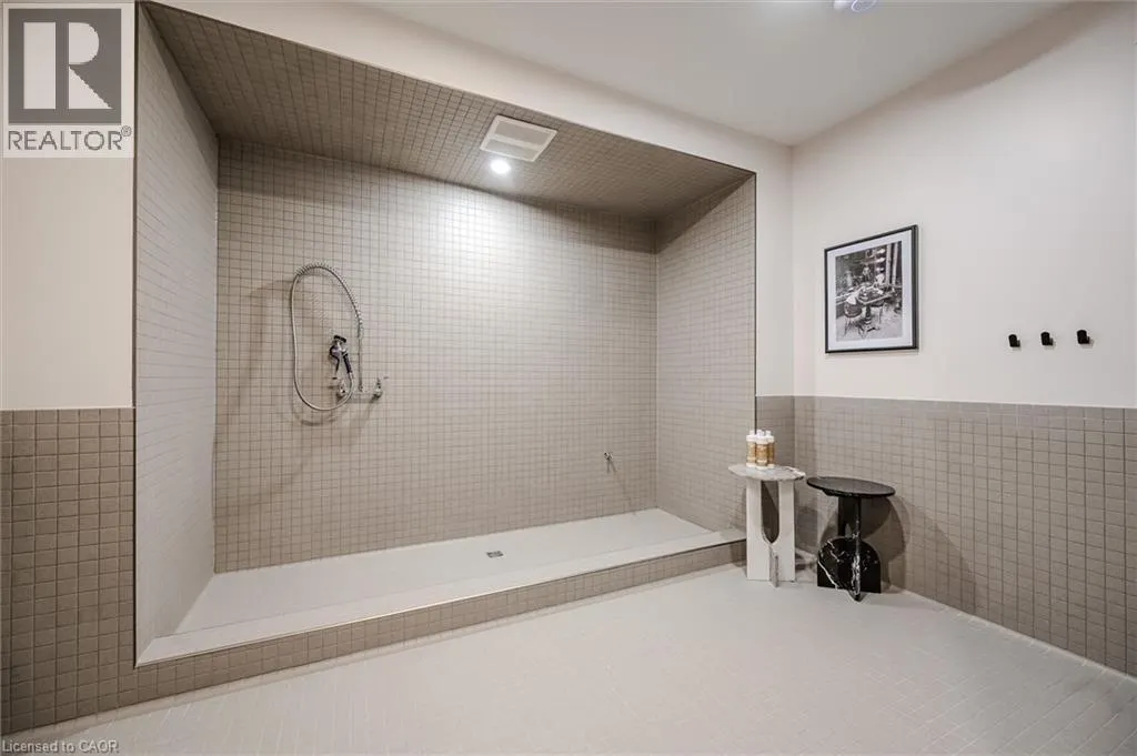 93 ARTHUR Street S Unit# 618 #618