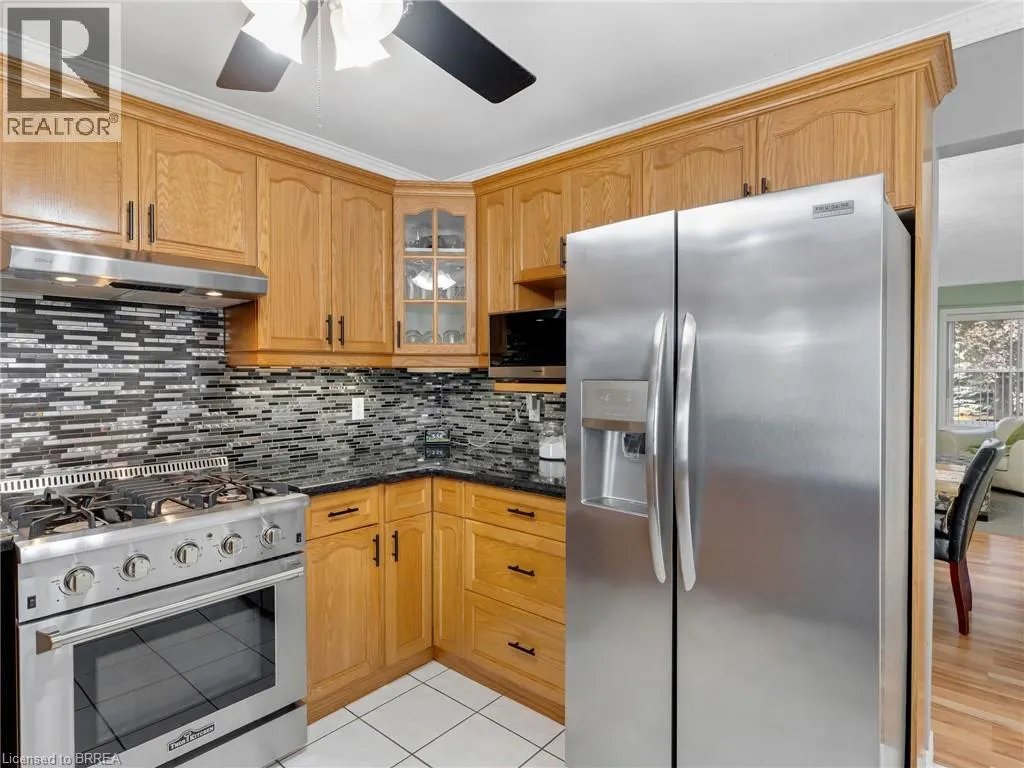 42 EMIDIO Crescent