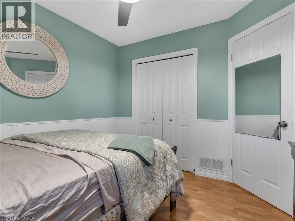 42 EMIDIO Crescent