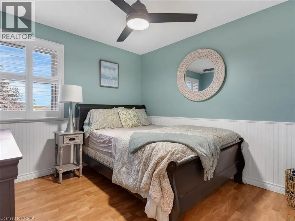 42 EMIDIO Crescent