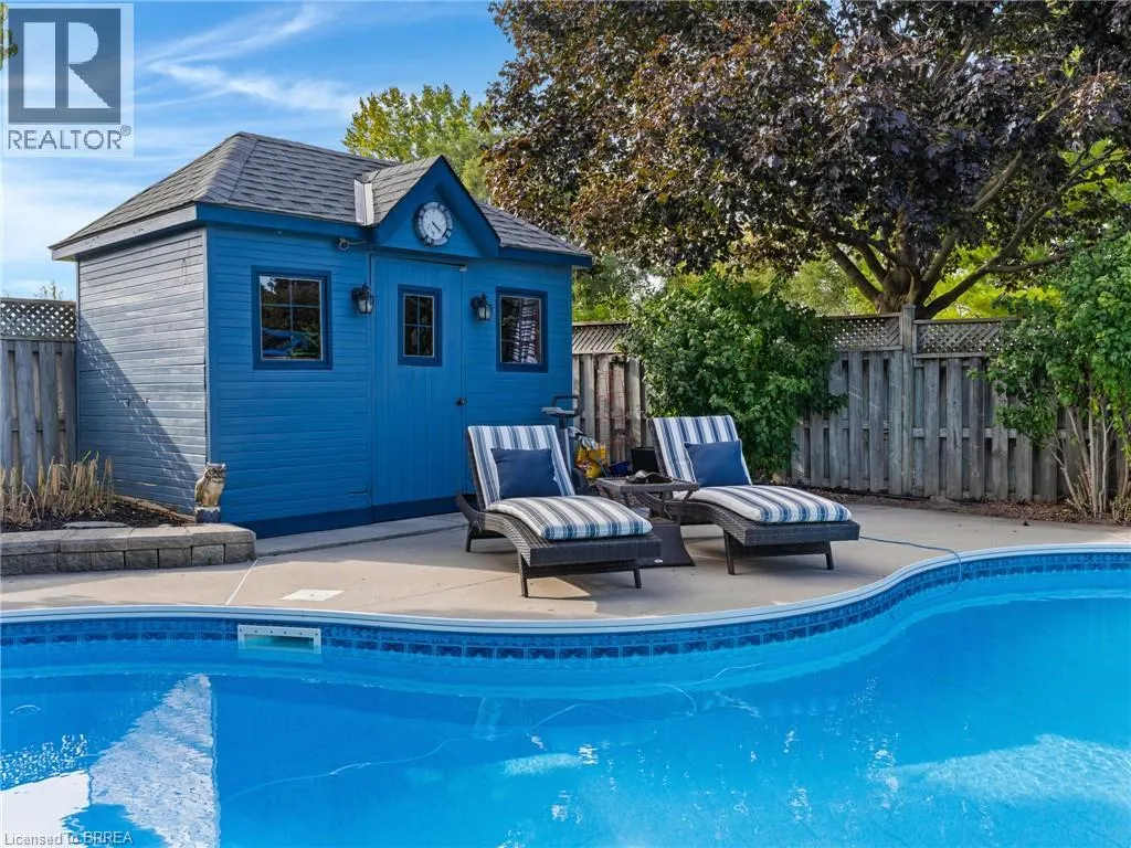 42 EMIDIO Crescent