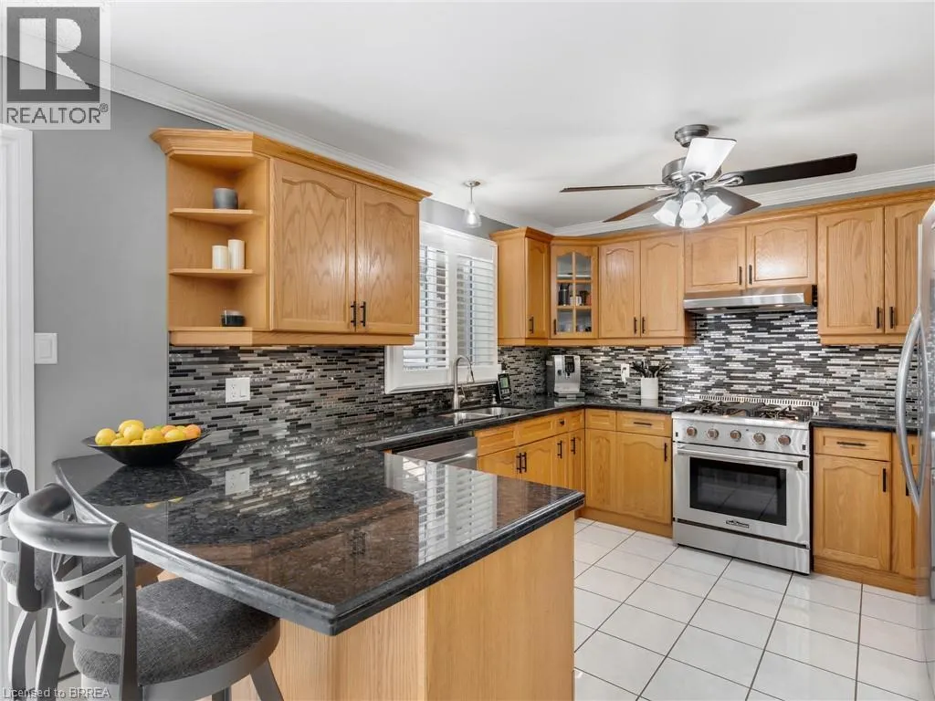 42 EMIDIO Crescent