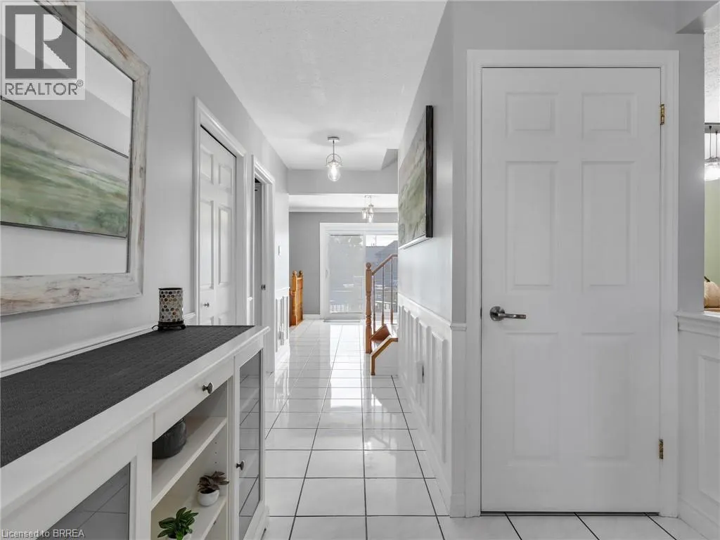42 EMIDIO Crescent